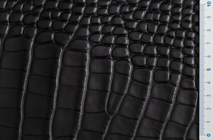 IMG_9081_alicudi_opaco_nero